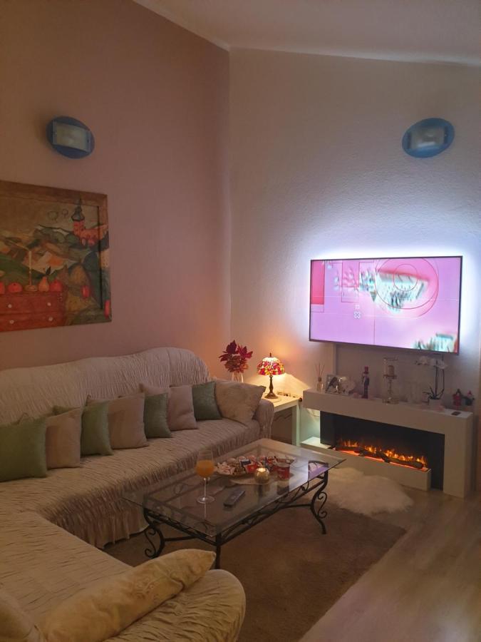 Apartmani Mlikotic ドゥギ・ラット エクステリア 写真