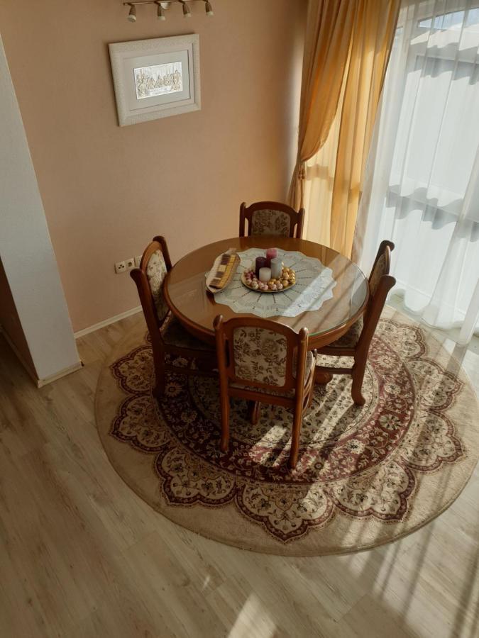 Apartmani Mlikotic ドゥギ・ラット エクステリア 写真