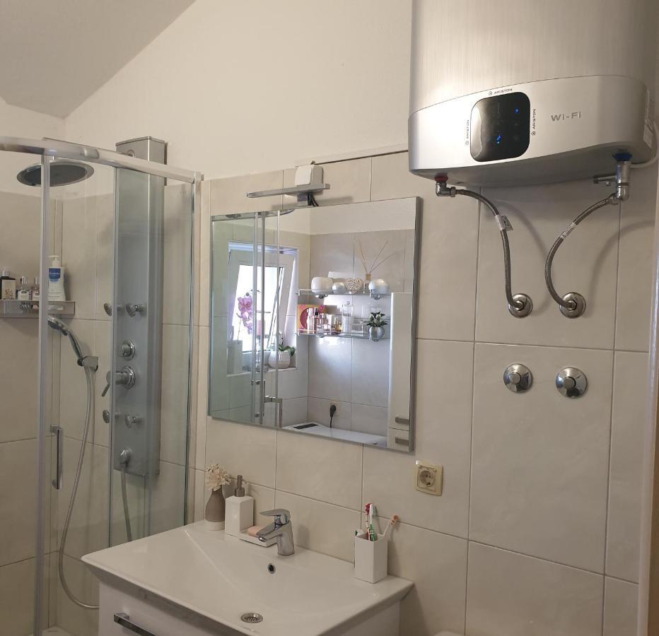Apartmani Mlikotic ドゥギ・ラット 部屋 写真