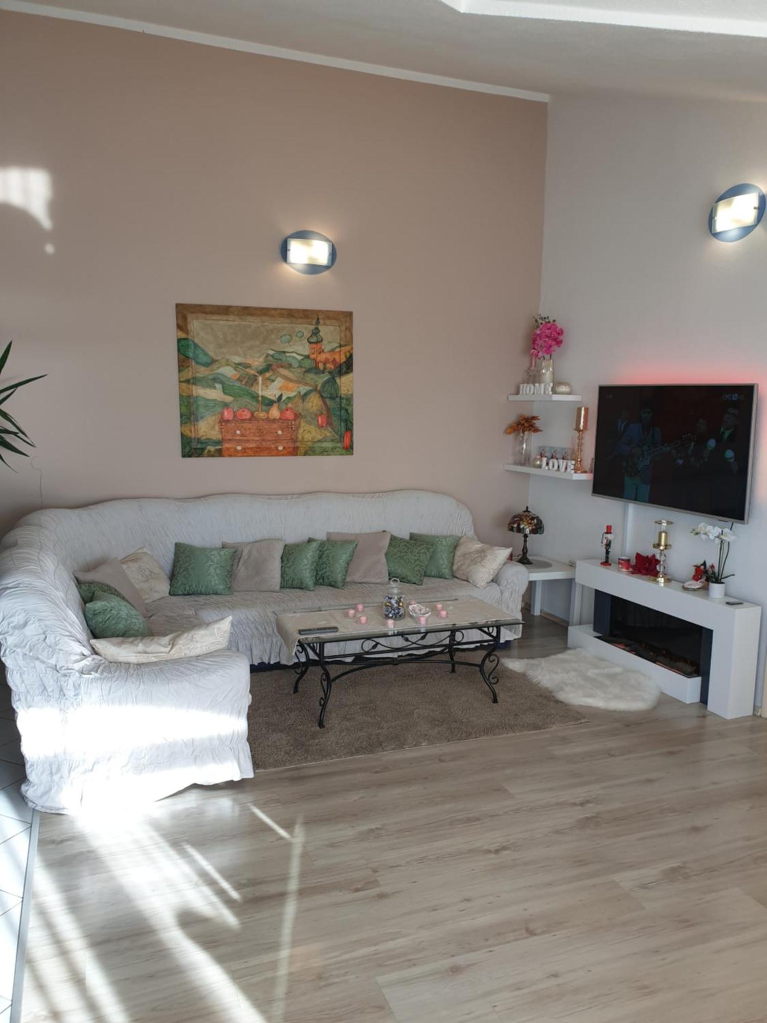 Apartmani Mlikotic ドゥギ・ラット 部屋 写真